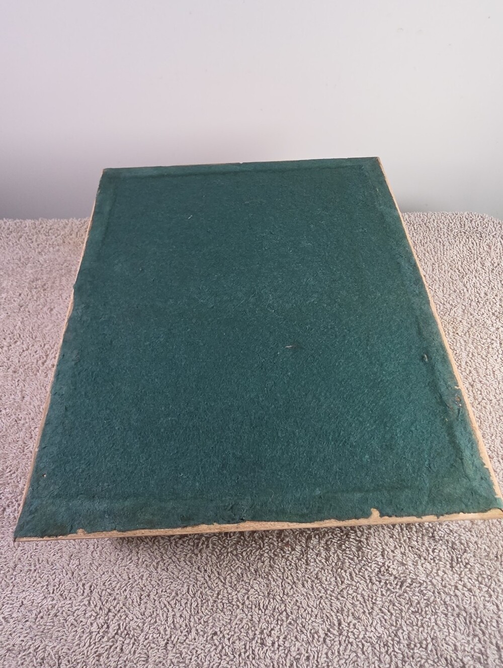 Vintage Woodrn Vanity Box Hinged Lid And With An Inset Mirror - Picture 15 of 16
